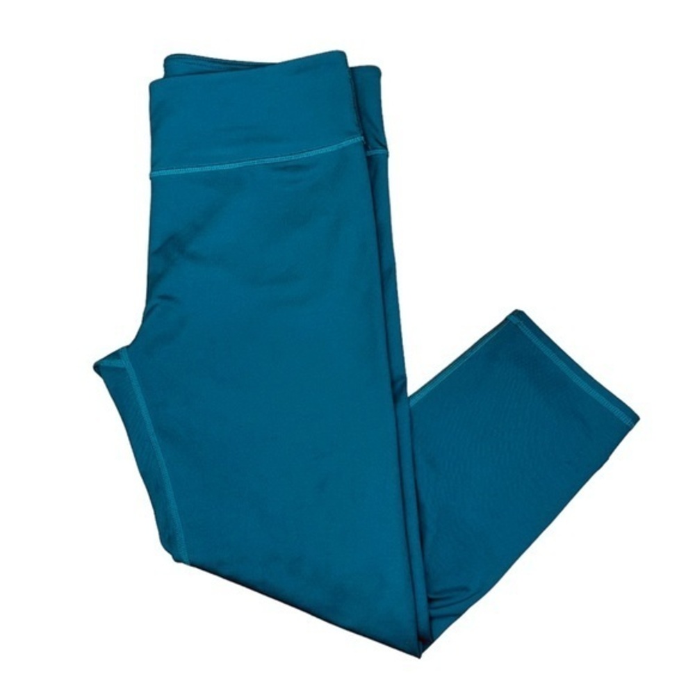 Fabletics Salar Capri Mid Rise Leggings